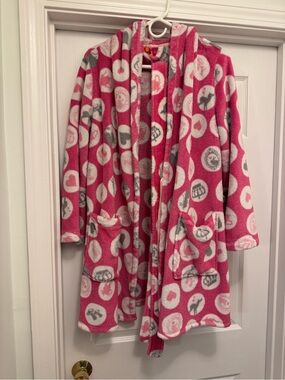 Jenni by Jennifer Moore Pink Hooded Plush Robe